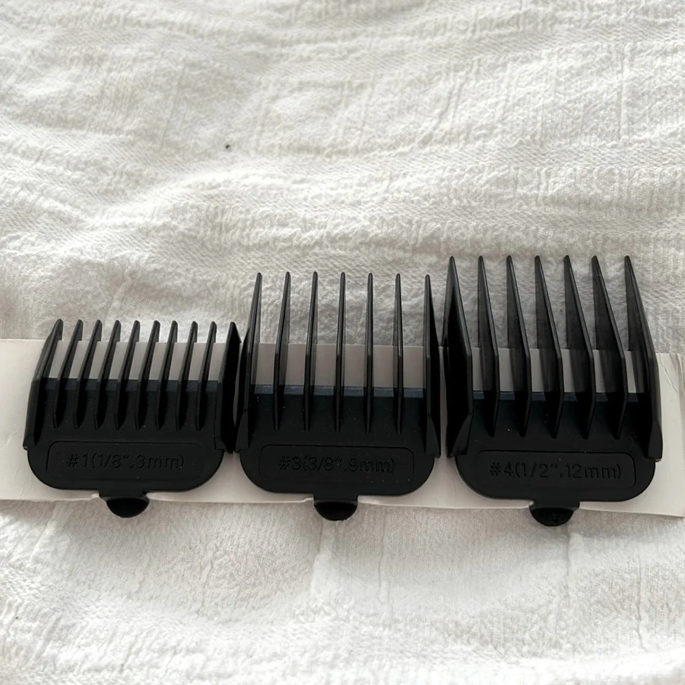 Brand new extra clipper combs, various sizes, see photos